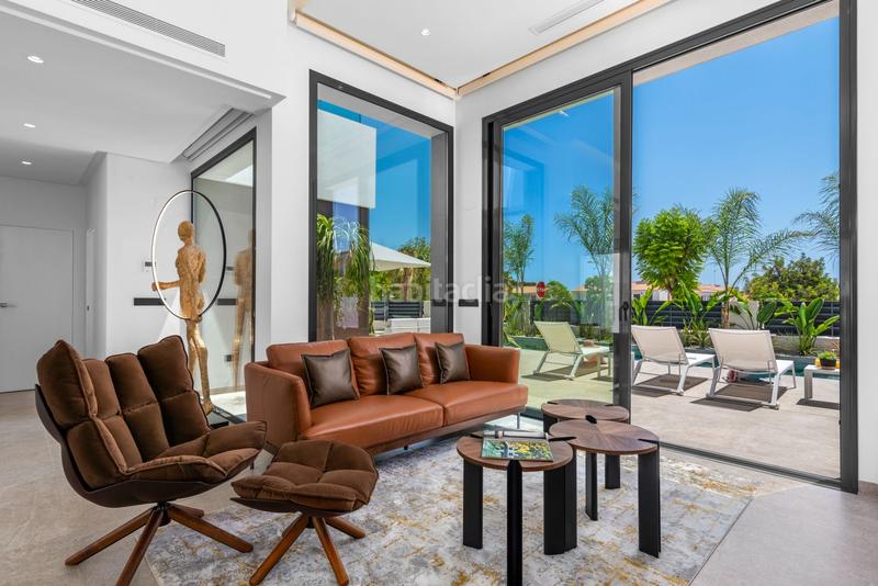 Foto 623c4ea9-06e6-47fb-8060-56c7c7b337b9. Chalet mit parking pool in Pueblo Español-Coveta Fumá Campello (el)