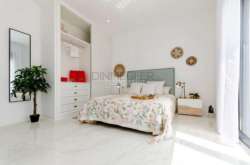 Foto 83cadd1d-d221-4f11-9a2e-25129f6d8925. Chalet with parking pool in Desamparados - Hurchillo - Torremendo Orihuela