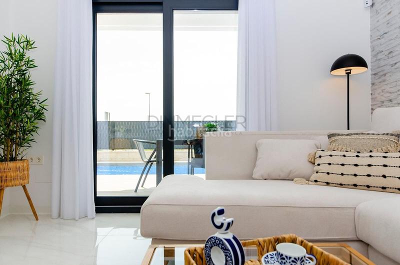 Foto 8bb5e285-3305-4292-9ccb-a775d97f41cd. Chalet with parking pool in Desamparados - Hurchillo - Torremendo Orihuela