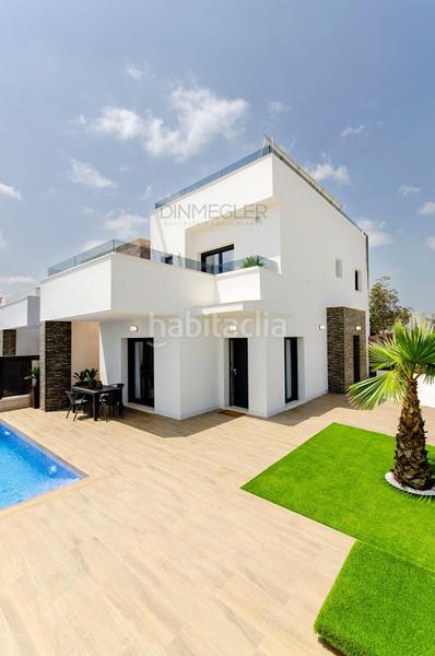 Foto 9f2e1132-883f-40e3-ab96-fce341be568c. Chalet with parking pool in Desamparados - Hurchillo - Torremendo Orihuela