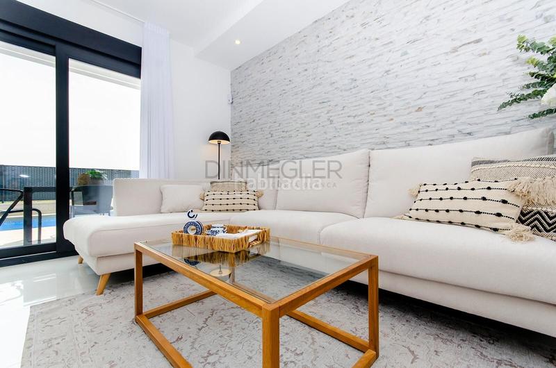 Foto d20eab16-b1d0-40a3-94b6-91f4d311de27. Chalet with parking pool in Desamparados - Hurchillo - Torremendo Orihuela