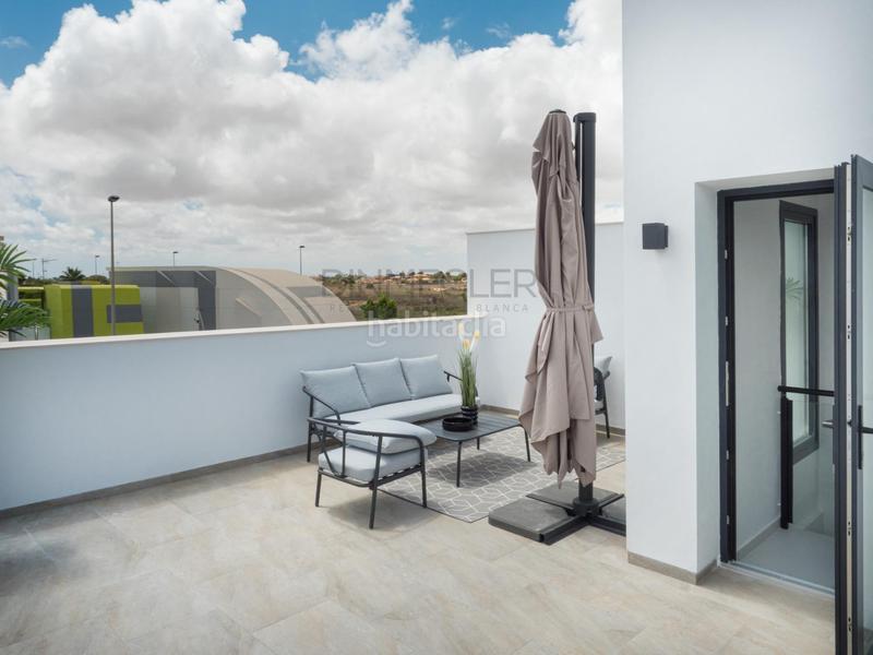 Foto 3fc10516-22ef-4f02-a9bb-30926bf34f04. Chalet with parking pool in San Pedro del Pinatar San Pedro del Pinatar