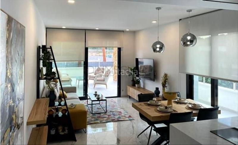 Foto 7cd43185-ed19-4ddf-b2ee-f06821d873b4. Attique avec parking piscine dans Puerto Deportivo Guardamar del Segura