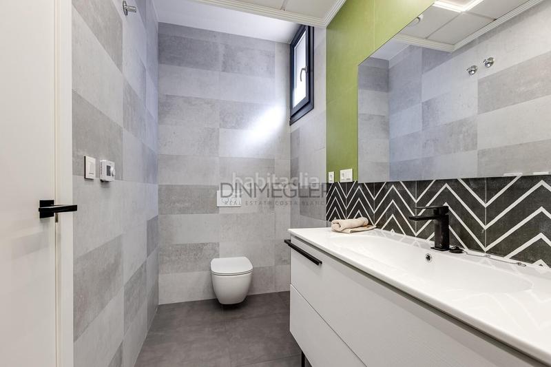 Foto 08e9cae9-c949-4bef-a09f-5f7932a87b01. Chalet with parking pool in Los Europeos Torrevieja