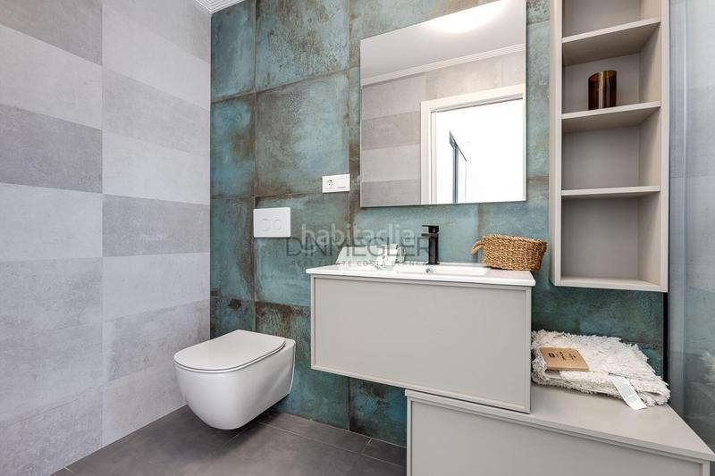 Foto 76735303-c75d-48ad-ace8-a3552fd8bd3b. Chalet with parking pool in Los Europeos Torrevieja