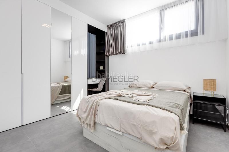 Foto a0e46e8d-a4a1-4e5a-9a85-33635b8b0785. Chalet with parking pool in Los Europeos Torrevieja