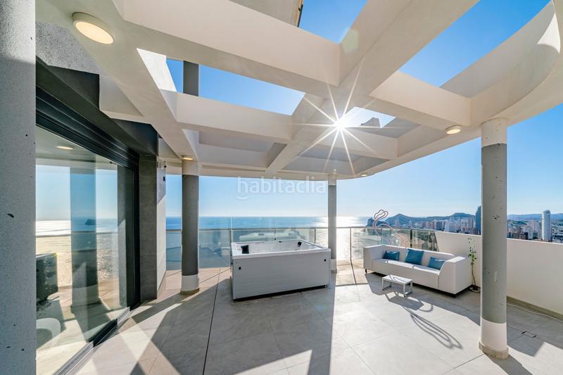 Foto d6b25b10-7caf-4003-97b3-f7719645eed0. Apartament amb aparcament piscina a Playa Poniente Benidorm