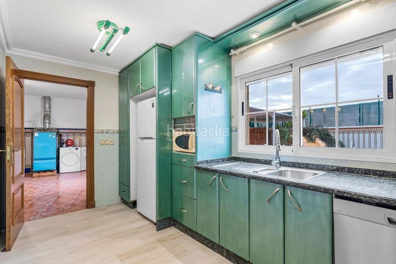 Foto 8adbb88a-acd8-405f-8604-c951faa2ee8b. Chalet avec chauffage parking piscine dans Zona Carrefour - Urbanizaciones Torrevieja