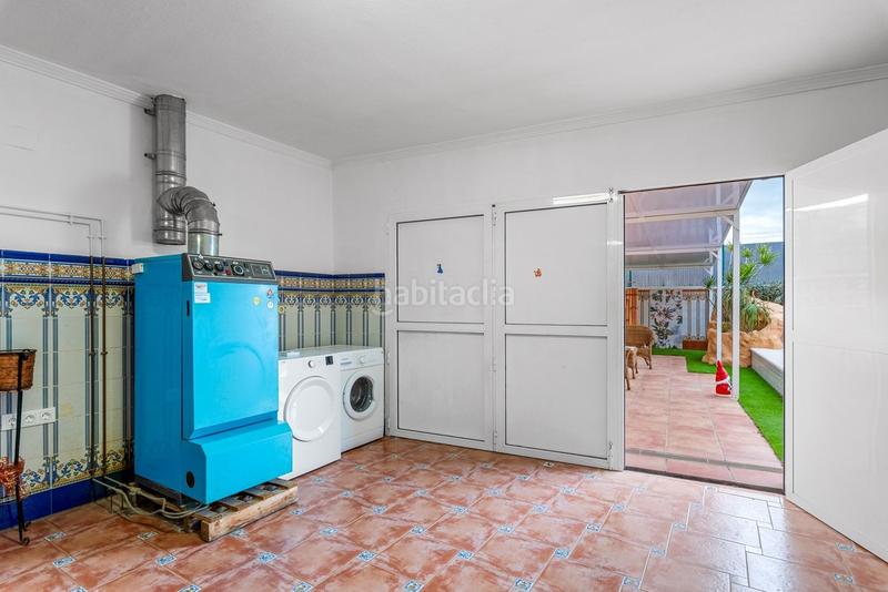 Foto 06a8bd18-7f6c-4db2-aced-85804edd1906. Chalet con riscaldamento parcheggio piscina in Zona Carrefour - Urbanizaciones Torrevieja