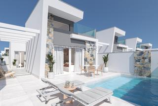 Chalet à Las Lomas de Rame-Bahía Bella. Villas modernas de nueva construcción en los alcázares