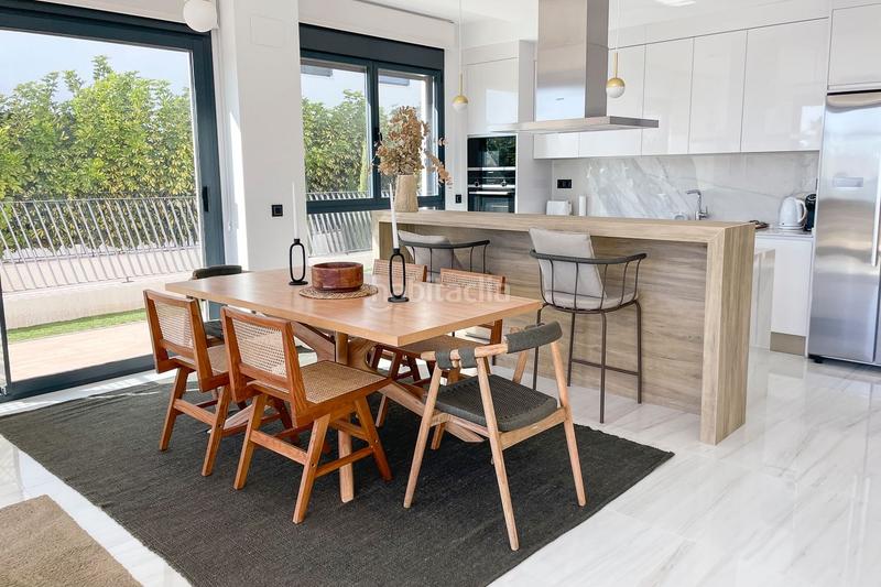 Foto da9850ae-06c3-4b93-8542-a37bc6809334. Apartament amb aparcament piscina a Platja de Torres Vila Joiosa (la)