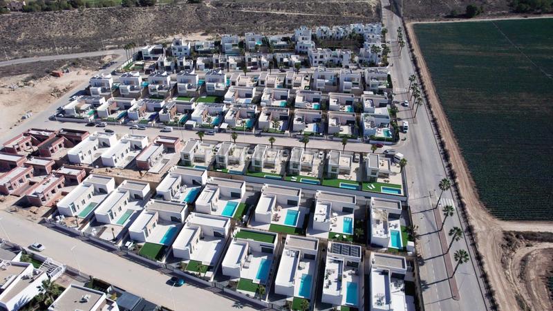 Foto ebddd83b-8be8-436b-8e33-fc875c3dbbbc. Xalet amb aparcament piscina a Algorfa