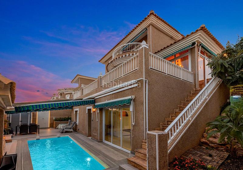 Foto 0f050343-303b-46aa-b960-f07432c4783e. Chalet avec chauffage parking piscine dans Los Balcones-Los Altos Torrevieja