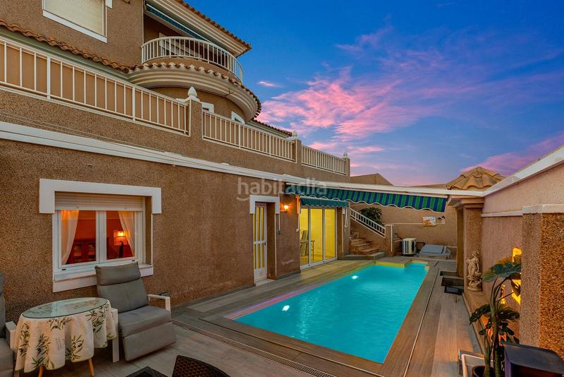 Foto 2d703e46-ad7f-4072-83ec-3d9e5b2f6924. Chalet avec chauffage parking piscine dans Los Balcones-Los Altos Torrevieja