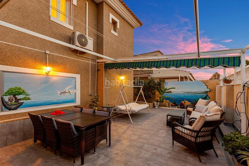 Foto 36286a05-e866-4fbd-a1a9-c30375c7ac31. Chalet avec chauffage parking piscine dans Los Balcones-Los Altos Torrevieja