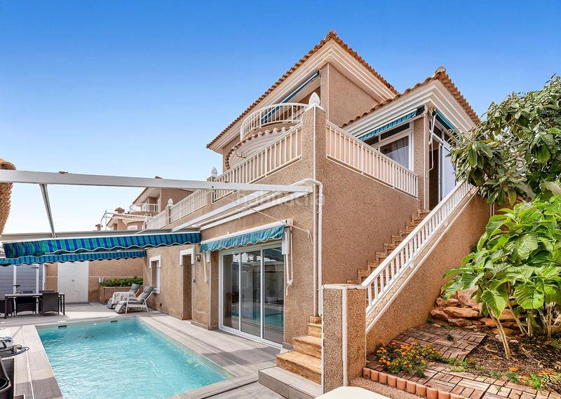 Foto b639c460-5278-4d48-b8f5-689f8e9f2ddf. Chalet avec chauffage parking piscine dans Los Balcones-Los Altos Torrevieja