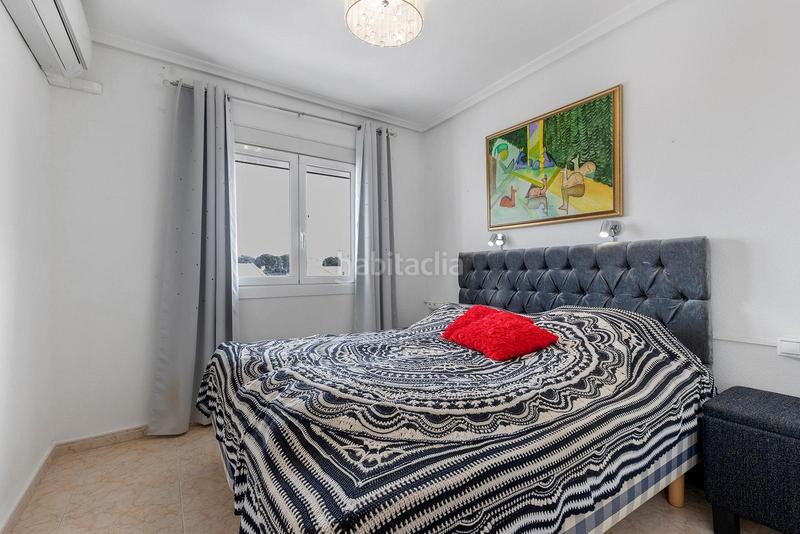 Foto e7ba908e-1880-45e0-93dd-06ccb7904210. Chalet avec chauffage parking piscine dans Los Balcones-Los Altos Torrevieja