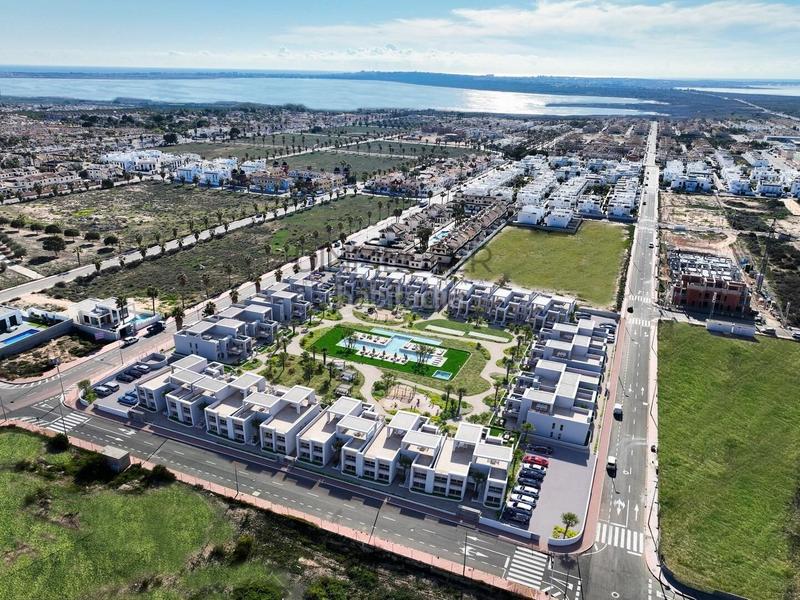 Foto 32fdae7a-6274-4d12-892c-acb31922fa9b. Casa amb aparcament piscina a Rojales