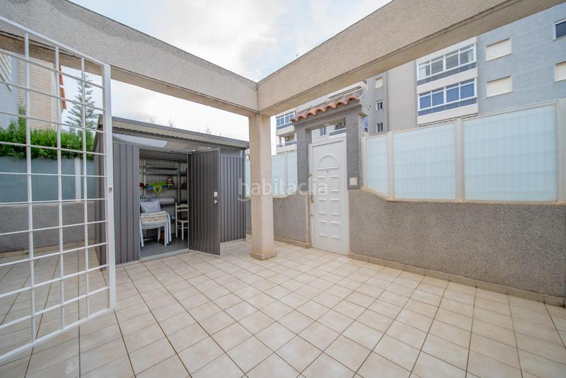Foto a8455929-c60d-467c-ba26-f95ee8526107. Casa adossada amb piscina a Aguas Nuevas Torrevieja