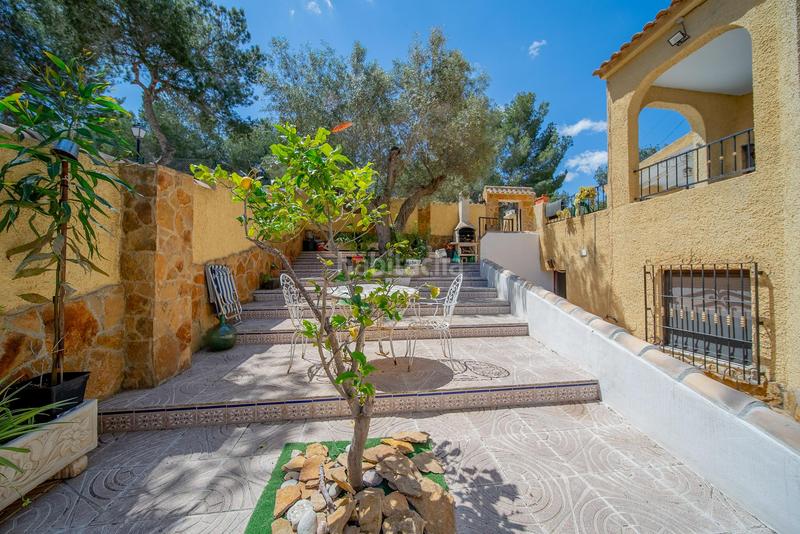 Foto 137bb6cf-b924-4451-9c65-6b5e060028ef. Chalet with parking pool in Villamartín-Las Filipinas Orihuela