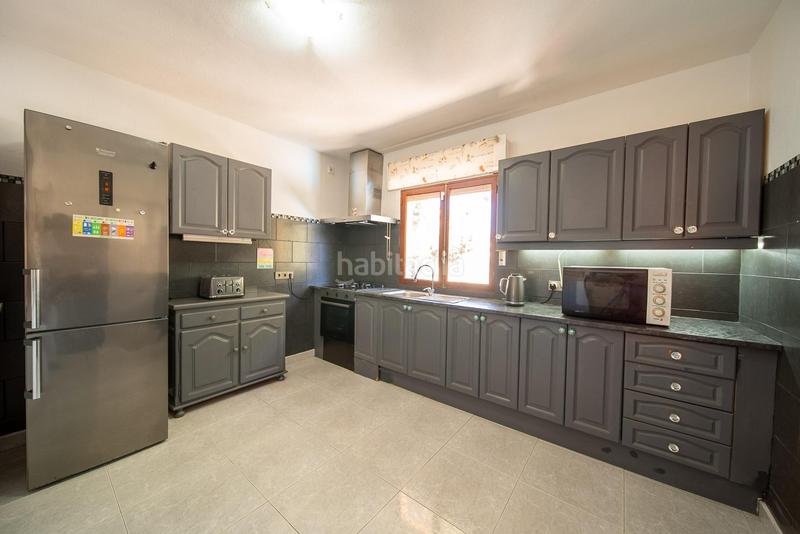 Foto 852f30a2-64eb-4cec-bda9-422273ca90e2. Chalet with parking pool in Villamartín-Las Filipinas Orihuela