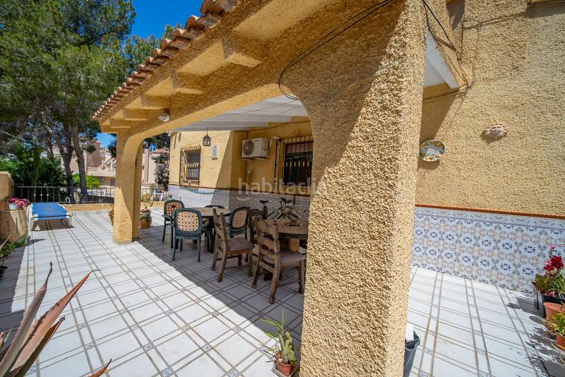 Foto 32081d78-3059-4001-a5f5-e3a492124228. Chalet con parcheggio piscina in Villamartín-Las Filipinas Orihuela