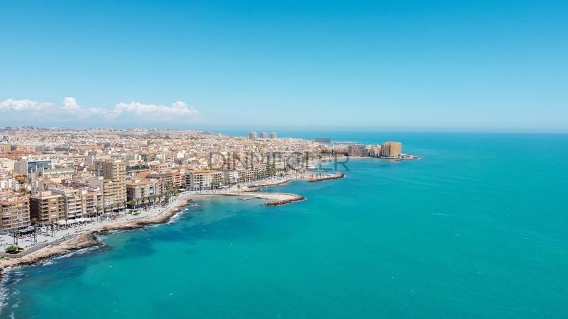 Foto 1dd57fed-6878-4e32-9af4-d1eebaaca03d. Attico con riscaldamento parcheggio piscina in Avenida Habaneras - Curva de Palangre Torrevieja