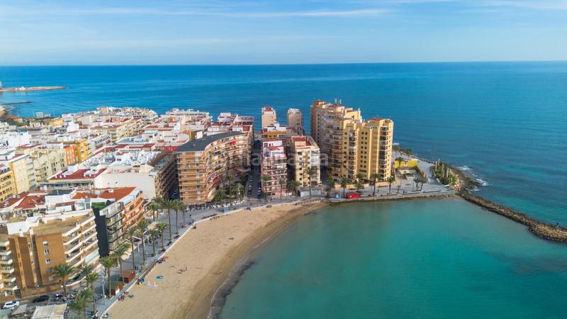 Foto 8e767967-8662-43f0-b840-a6219548620d. Attico con riscaldamento parcheggio piscina in Avenida Habaneras - Curva de Palangre Torrevieja