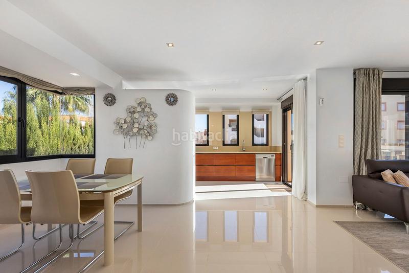 Foto 1c600741-9901-4610-b567-c6f688c224b7. Chalet mit parking pool in La Zenia Orihuela