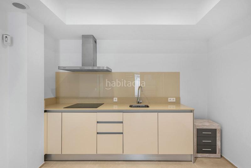 Foto 1d14cdb8-b8a3-4c43-9188-8af48094c87e. Chalet mit parking pool in La Zenia Orihuela