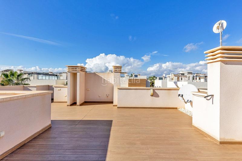 Foto 8d92a716-b303-49b1-9657-6d79d48ace8b. Chalet mit parking pool in La Zenia Orihuela