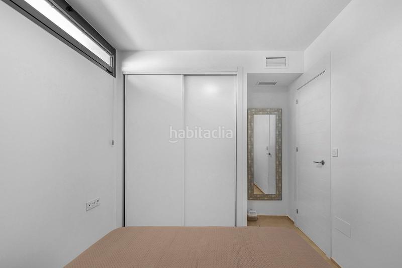 Foto b65b24ae-b853-4b19-9759-ae7b9f659d0e. Chalet en La Zenia Orihuela