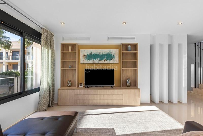 Foto f4b865da-849e-48c0-a066-e6258d022e0c. Chalet en La Zenia Orihuela