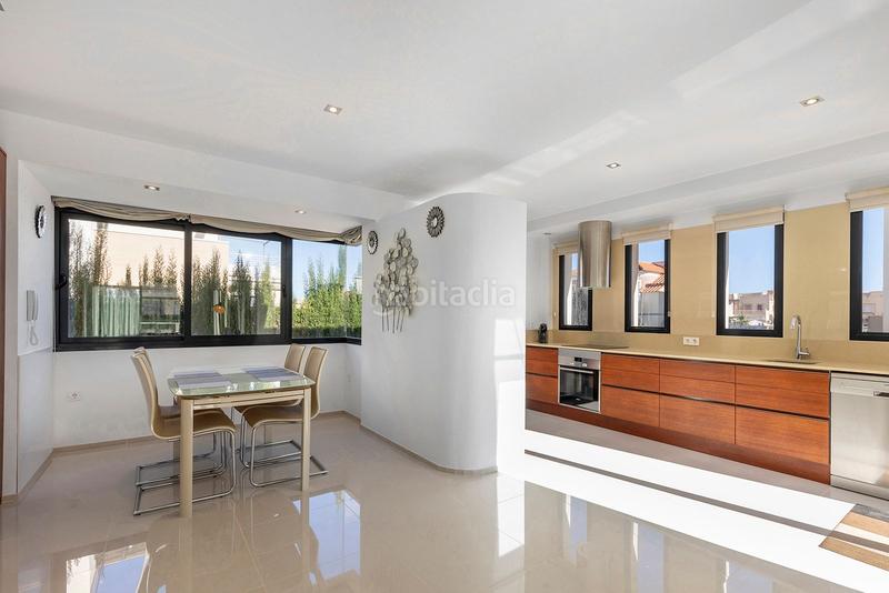 Foto 365cf9bb-baa9-465c-9198-8fabb818b3b5. Chalet avec parking piscine dans La Zenia Orihuela