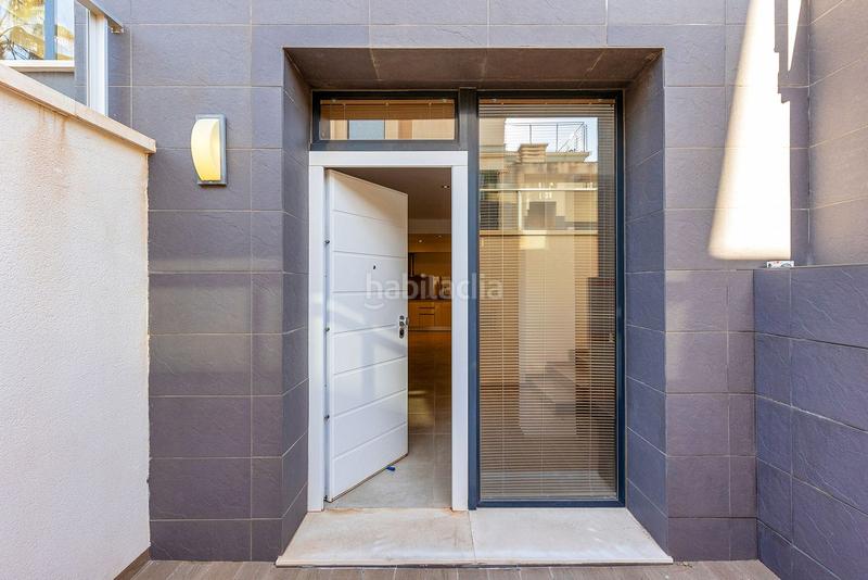 Foto 98d5d08c-bd76-45ba-afdb-a82e74b0c59f. Chalet avec parking piscine dans La Zenia Orihuela