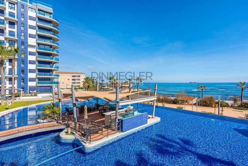 Foto 18619e96-b7cd-4a79-aa18-9923f030771c. Appartement avec parking piscine dans Punta Prima Torrevieja