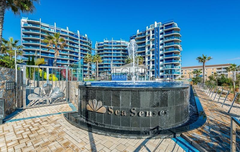 Foto 66bb4e6e-ee86-42d3-a779-c9b100449f9a. Appartement avec parking piscine dans Punta Prima Torrevieja