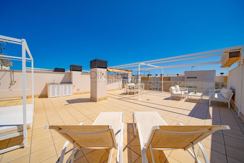 Foto 6363fcfb-75ad-484a-9540-2034b9029155. Attico con parcheggio piscina in Villamartín-Las Filipinas Orihuela