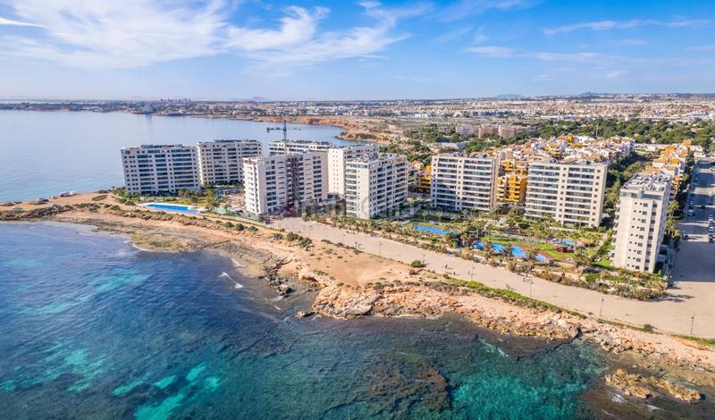 Foto a433c1b5-4e07-401b-8536-e2f5c1b04c14. Appartement avec parking piscine dans Punta Prima Torrevieja
