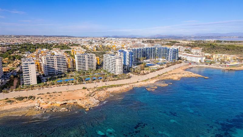Foto c5377016-3bd2-4f78-83d7-051262613d87. Appartement mit parking pool in Punta Prima Torrevieja