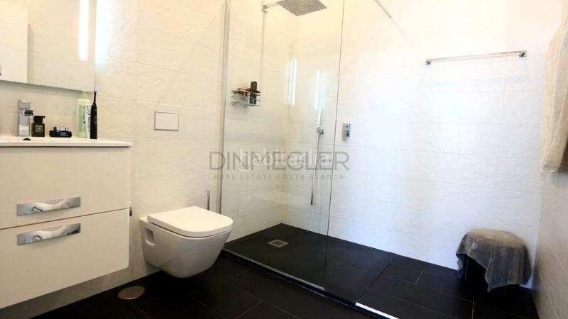 Foto 7e2177f6-9475-41c7-b1cf-f13d5d1311bc. Chalet  de lujo en zona los ángeles cercano a todo en Torrevieja