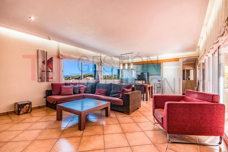 Foto 0fa3af51-09bb-4d2b-8b9b-4be6fb556c1d. Maison avec chauffage dans Sant Fost de Campsentelles