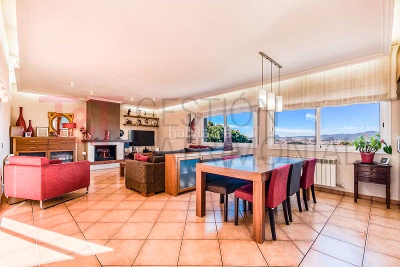 Foto c143a00f-b028-4a40-b2a8-a5490f85bc75. Maison avec chauffage dans Sant Fost de Campsentelles