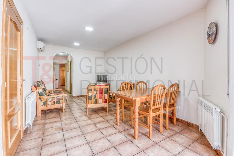 Foto b72f9418-d496-4cb6-8914-32a7277625d2. Edifici a La Vila Llançà