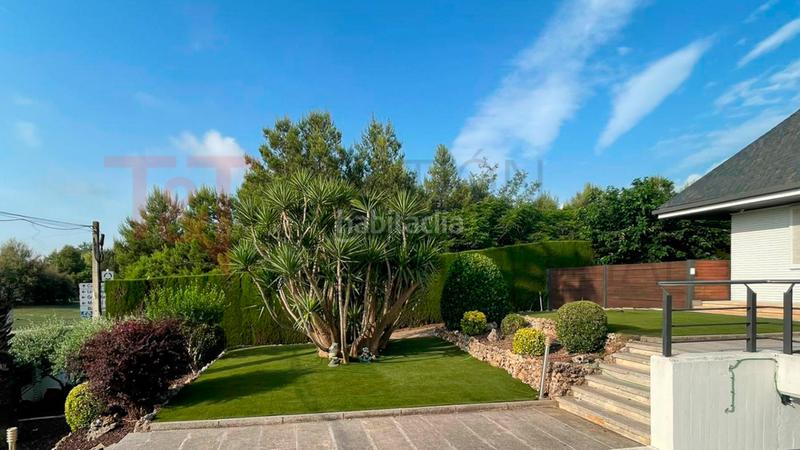 Foto d9d28070-e343-4d0a-ac7b-8943850a86ba. Casa a carrer del vallès 3 a Canovelles