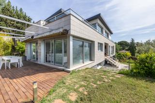 Maison à Carrer sant pancras 6. Exclusiva casa de lujo en bellaterra con piscina, jardín y vista