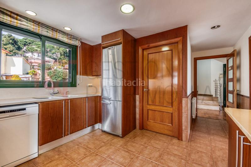 Foto 96e8965a-73d5-4a24-8155-d98f03dc9fc6. Casa con riscaldamento parcheggio piscina in Roca Grossa Lloret de Mar