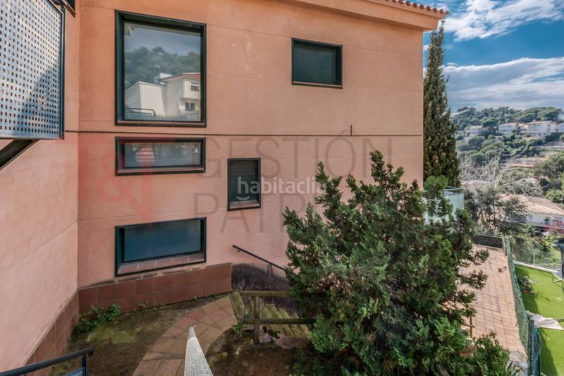 Foto d09f2397-e522-4722-b060-972bd878833c. Casa con riscaldamento parcheggio piscina in Roca Grossa Lloret de Mar