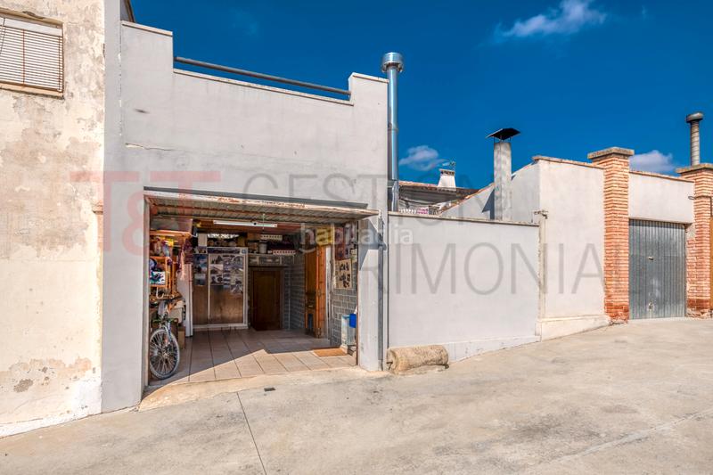 Foto 5647354a-e888-45a9-8bec-f0b5ace333d8. Casa adossada a carrer sant jordi 20 a Borges Blanques (Les)