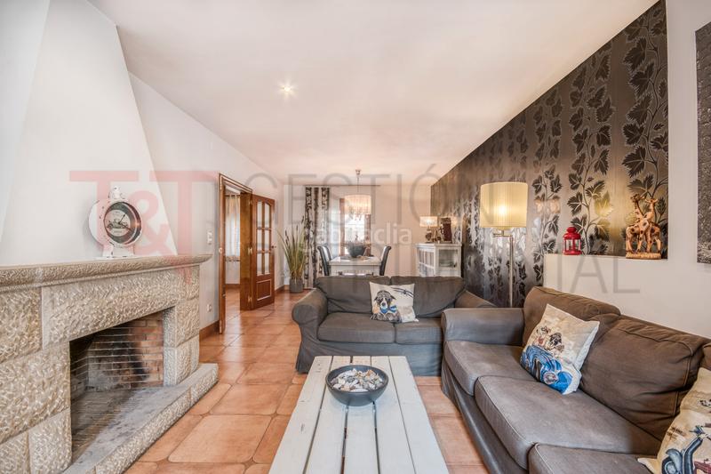 Foto 611242d6-975c-41c7-a493-00705052f906. Casa adossada a carrer sant jordi 20 a Borges Blanques (Les)